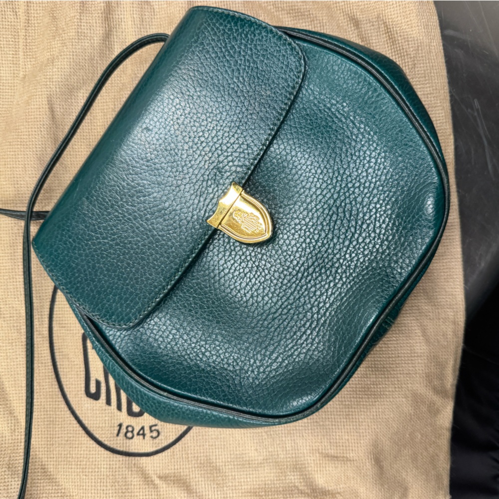 Vintage pristine condition Mark Cross leather purse green with black leather